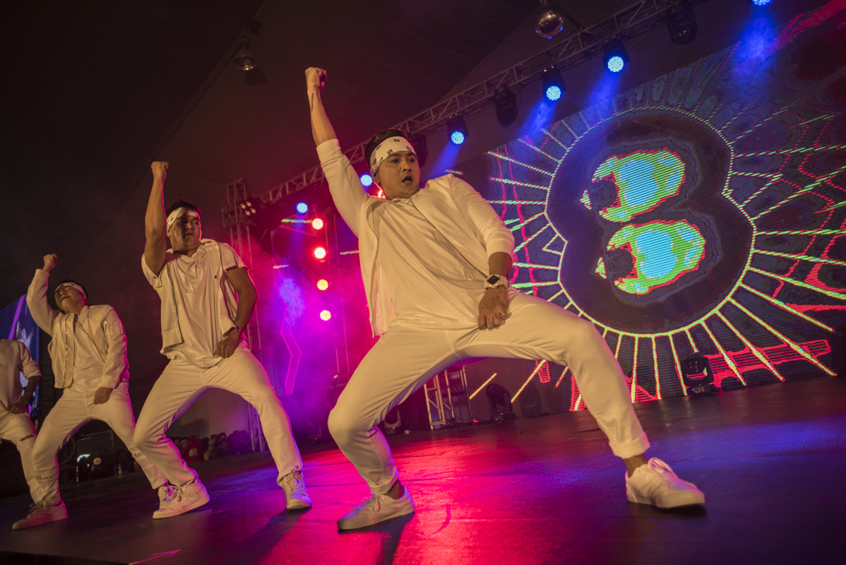 In Photos Universal Motion Dancers Manoeuvres Streetboys Lead 90s Dance Concert