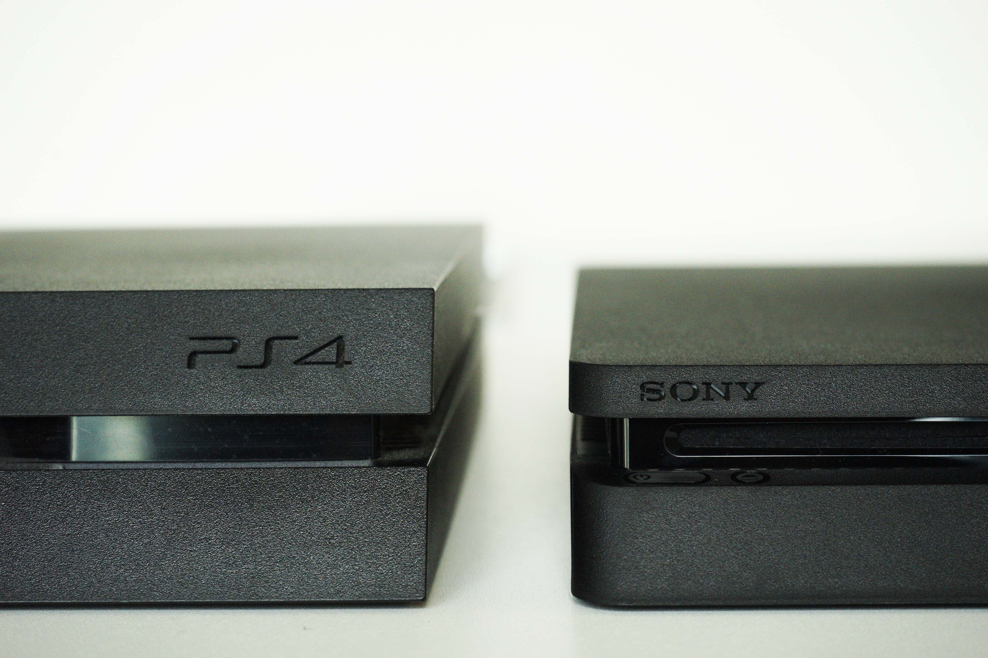 In Photos How The Ps4 Slim Compares To The The Original Ps4
