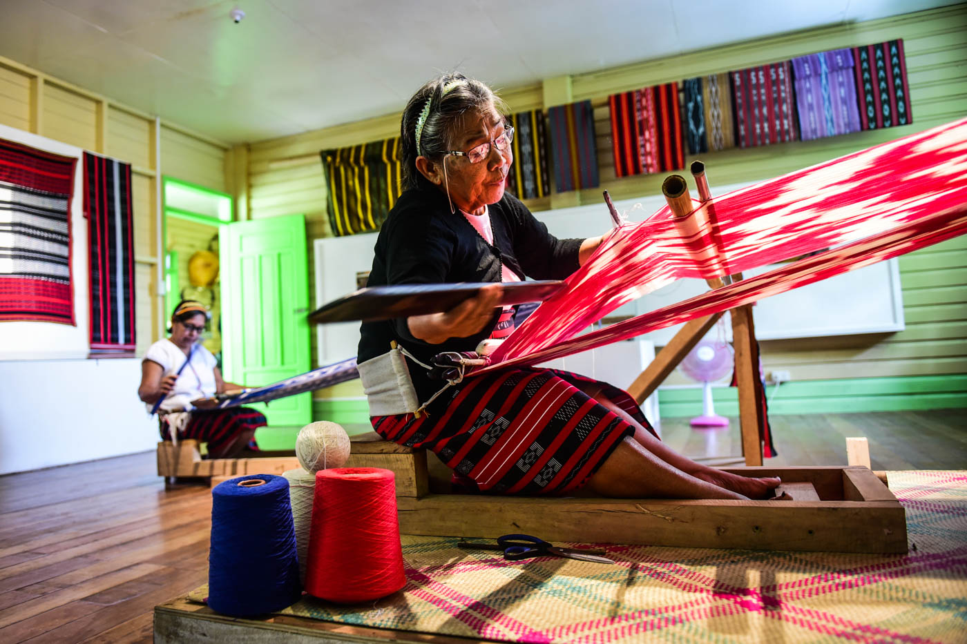 5 things to ask before buying indigenous weaves