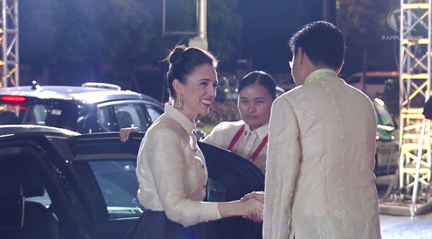 IN PHOTOS: World leaders wear barongs, Filipiniana gowns for ASEAN gala ...