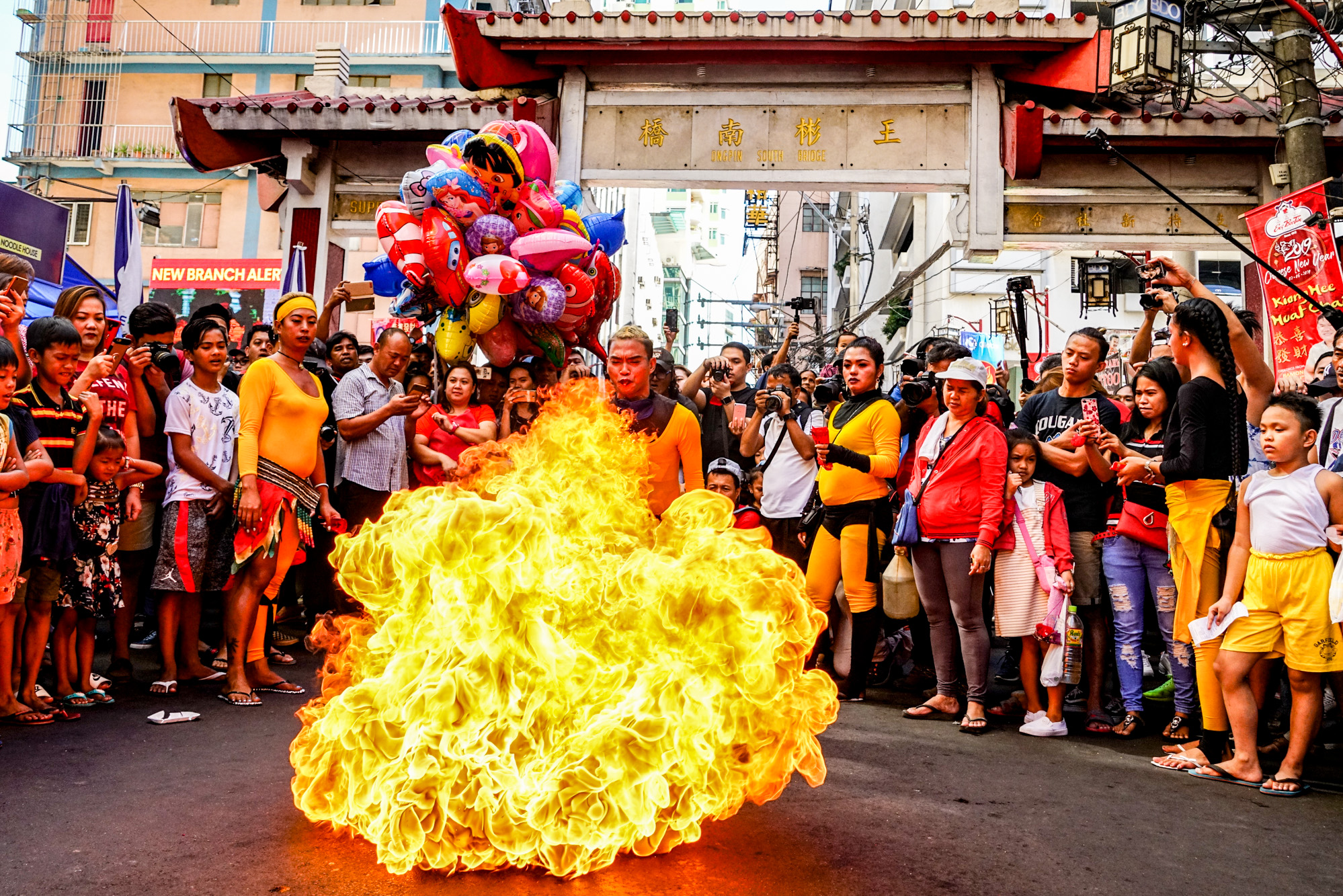 where to celebrate chinese new year in manila