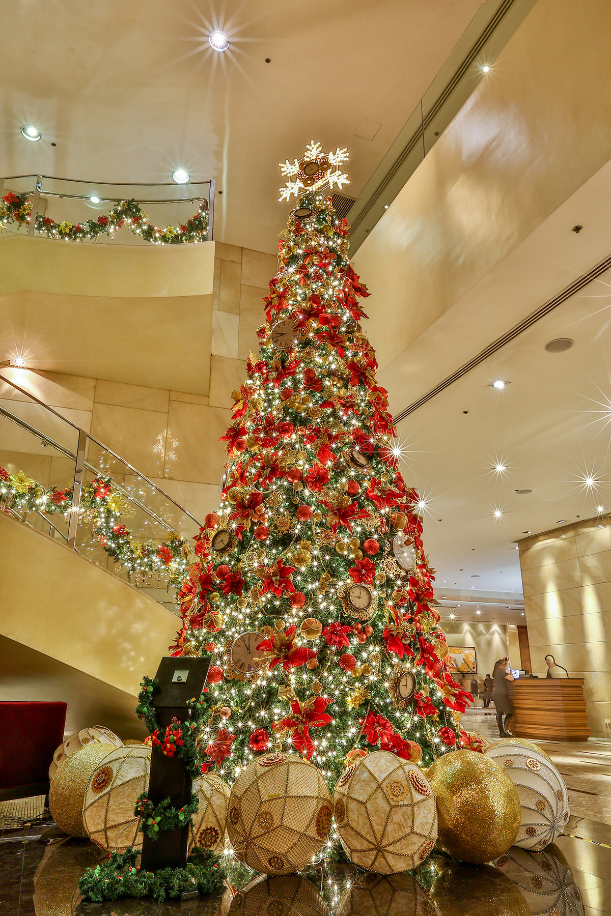 Christmas Decor In Manila