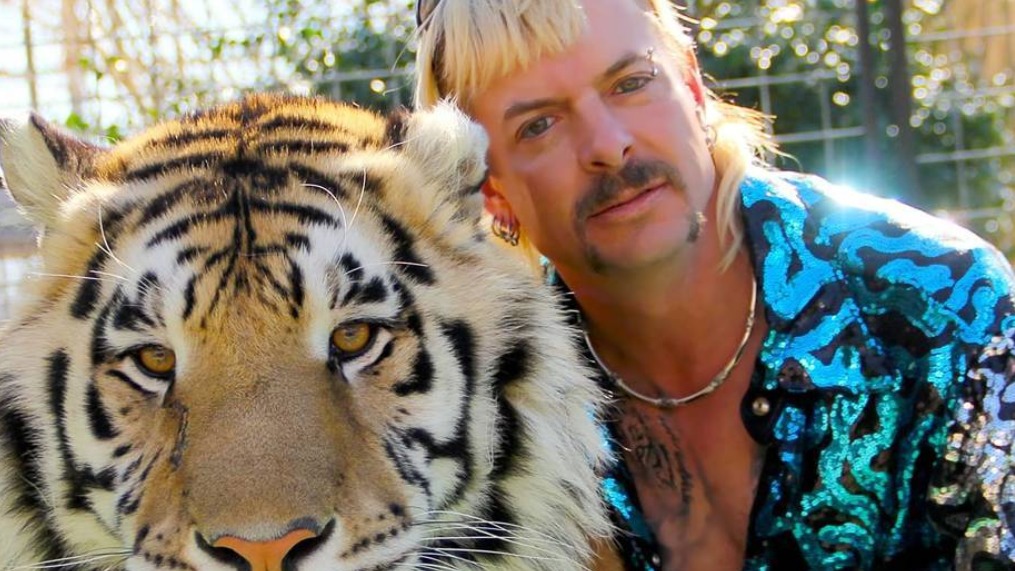 Tiger King True Crime Tale Of Joe Exotic Grips U S