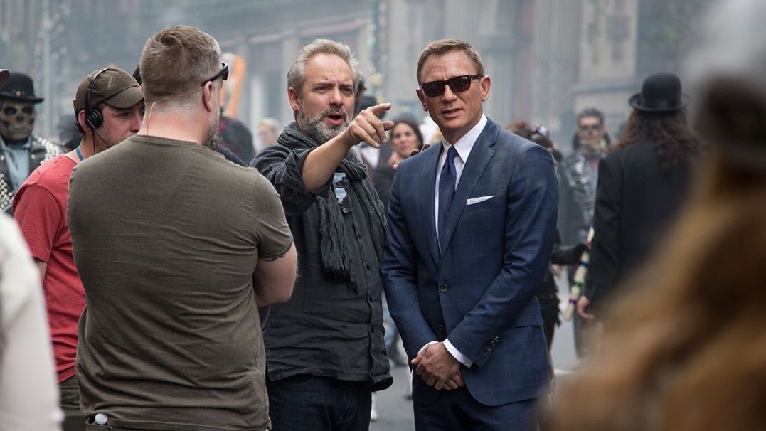 'James Bond' movie set rocked by explosion