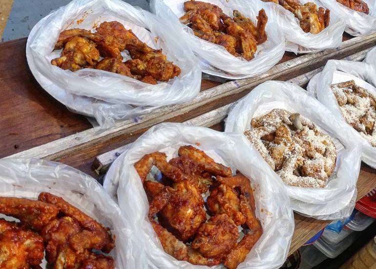 Where to get unlimited wings in Metro Manila