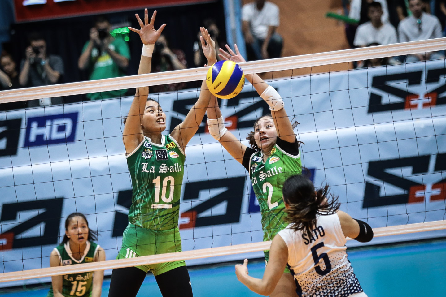 Dlsu Lady Spikers Dominate Up For 3rd Straight Win