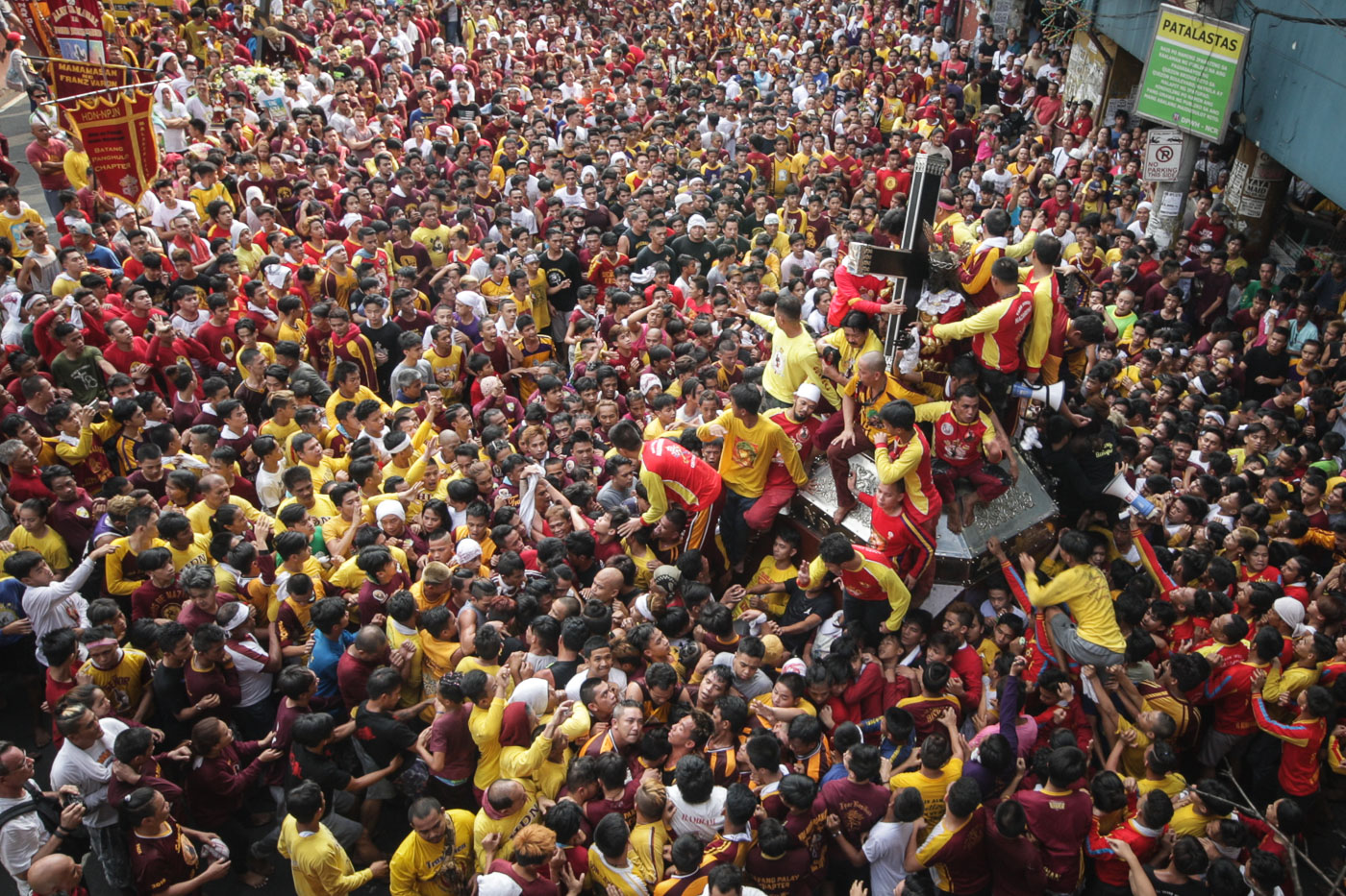 IN PHOTOS: Thousands join procession of Nazareno replicas