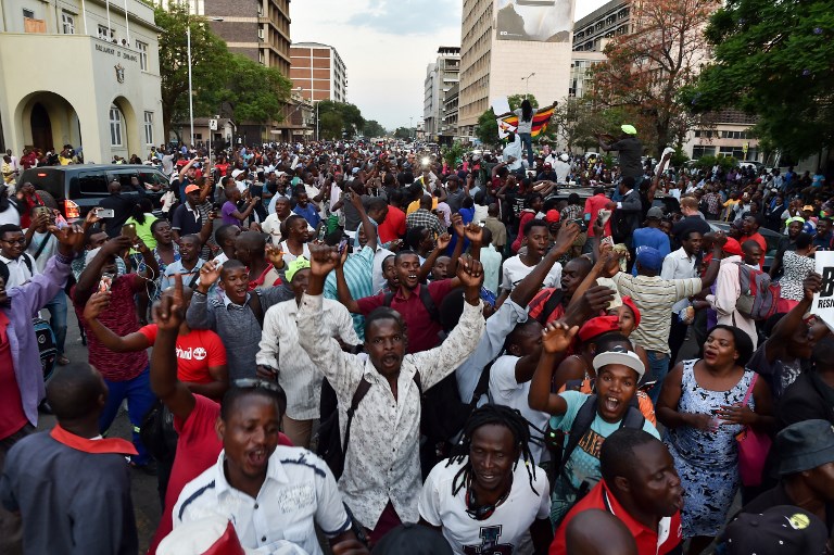 Joy unleashed on streets of Harare as Mugabe resigns