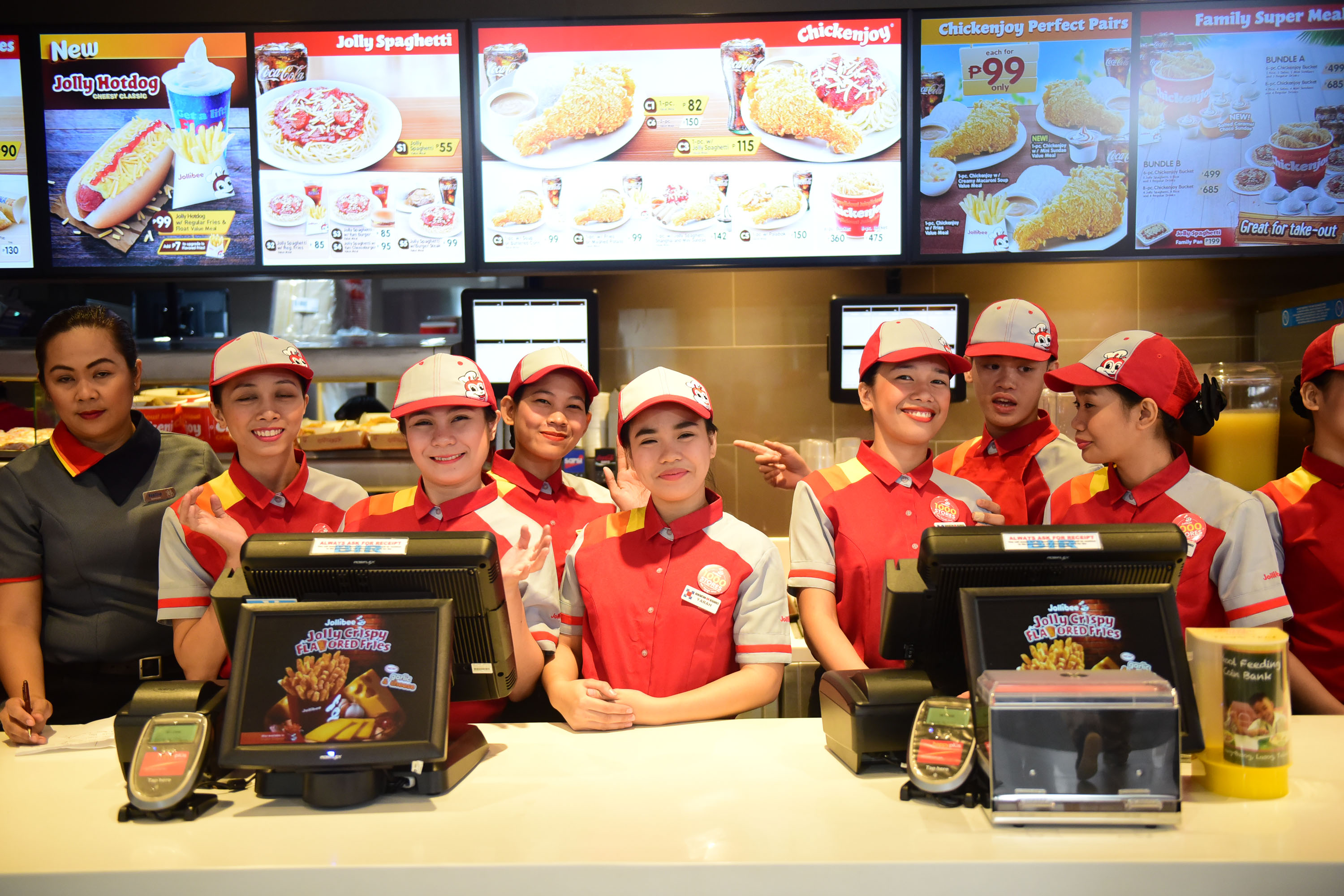 IN PHOTOS Jollibee Opens Its 1 000th Store