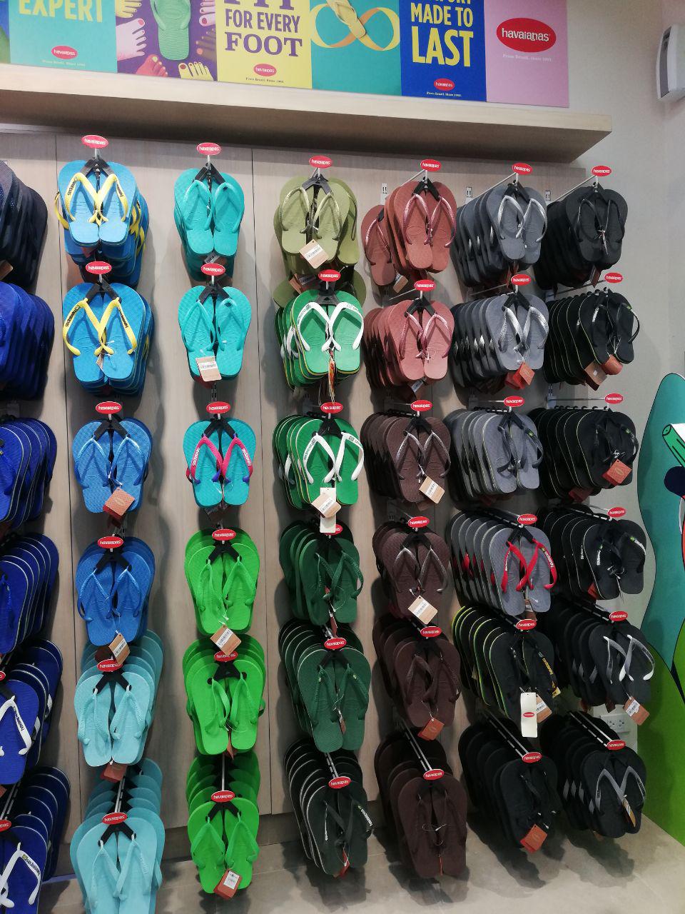 stores that sell havaianas